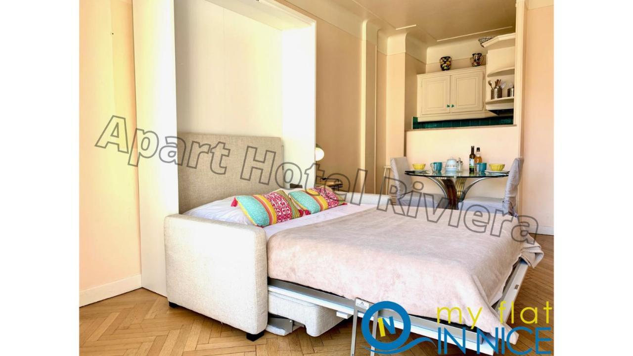 Riviera: Hyper-central With Sea-view Balcony Apartment